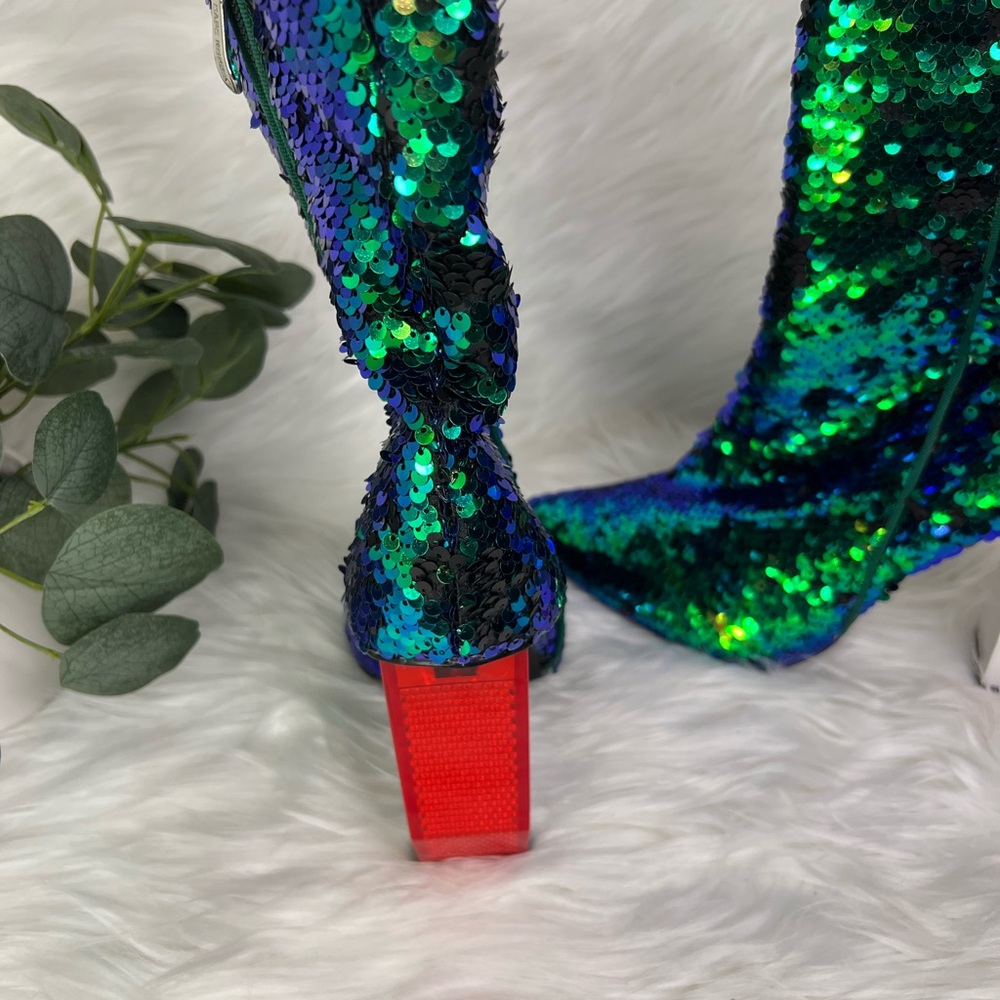 Cape Robbin Sequence, Reflector Heels Size 10 - image 2